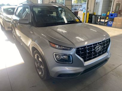 Used 2025 Hyundai Venue SEL