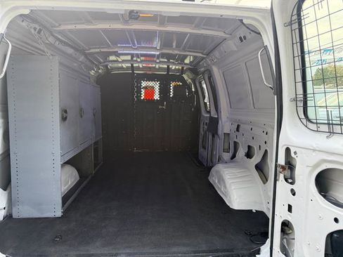 Used 2014 Ford E-350 and Econoline 350 Super Duty image 13