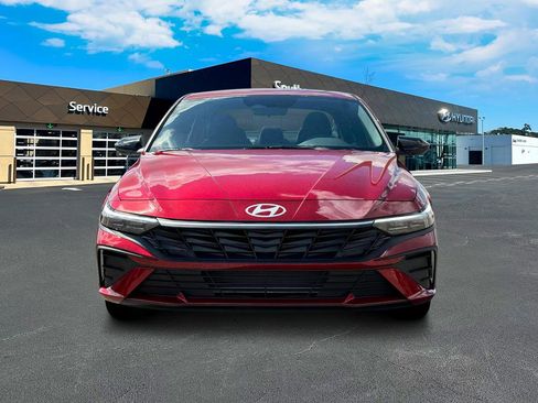 New 2025 Hyundai Elantra Sport image 13