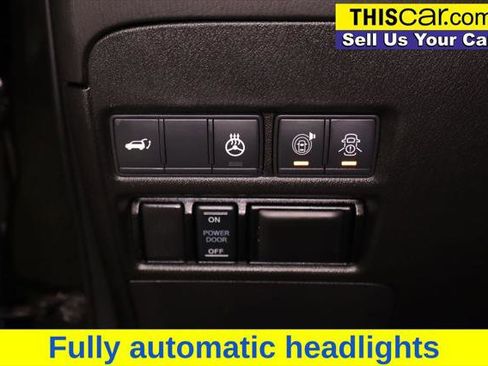 Used 2020 Nissan Armada Platinum w/ Platinum Reserve Package image 30