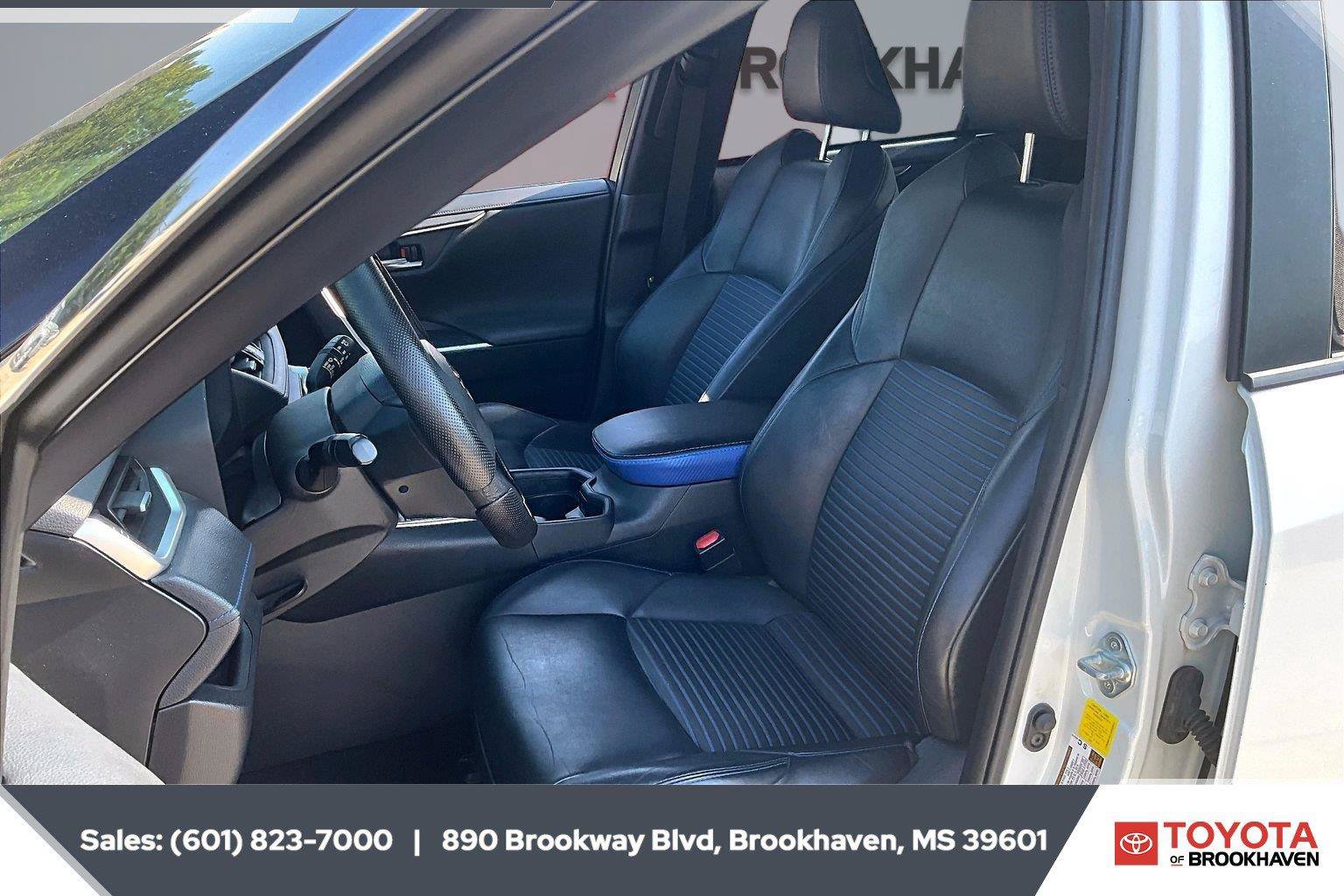 Used 2020 Toyota RAV4 XSE AWD/4WD image 18