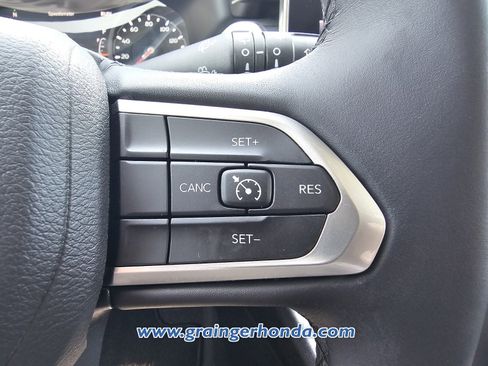 Used 2022 Jeep Compass Latitude w/ Sun and Sound Group image 20