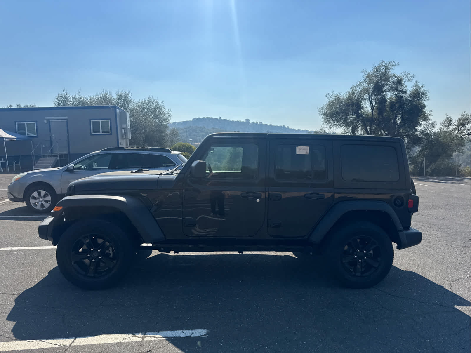 Used 2022 Jeep Wrangler Unlimited Sport AWD/4WD image 8
