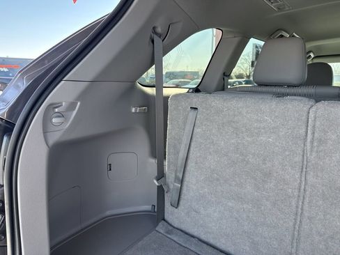 Used 2018 Toyota Highlander Plus image 30