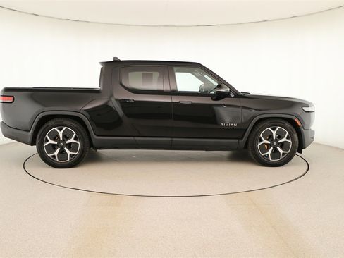 Used 2023 Rivian R1T Adventure image 8