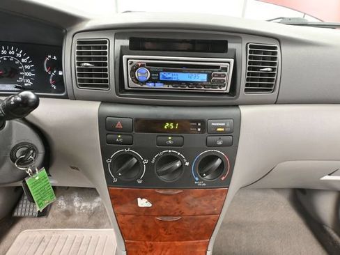 Used 2007 Toyota Corolla LE FWD image 26