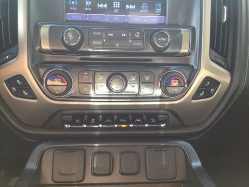 Used 2017 GMC Sierra 1500 Denali AWD/4WD image 16