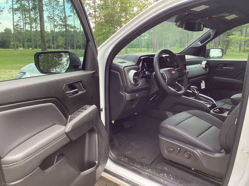 New 2026 Chevrolet Colorado LT w/ LT Convenience Package RWD image 9