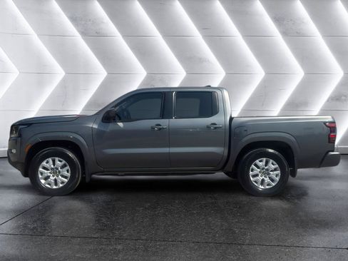 Used 2022 Nissan Frontier SV RWD image 4