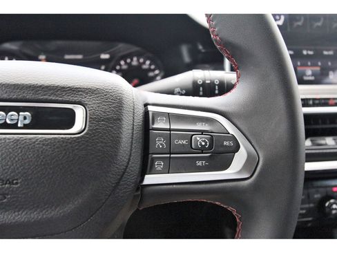 Used 2024 Jeep Compass Trailhawk AWD/4WD image 24