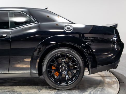 Used 2022 Dodge Challenger R/T Scat Pack RWD image 40