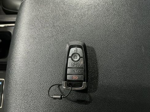 Used 2024 Ford Expedition Max XLT image 35