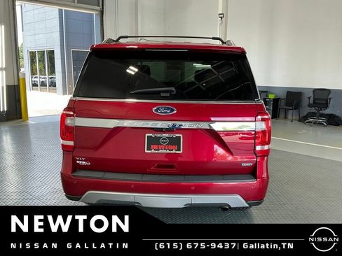 Used 2021 Ford Expedition XLT AWD/4WD image 5