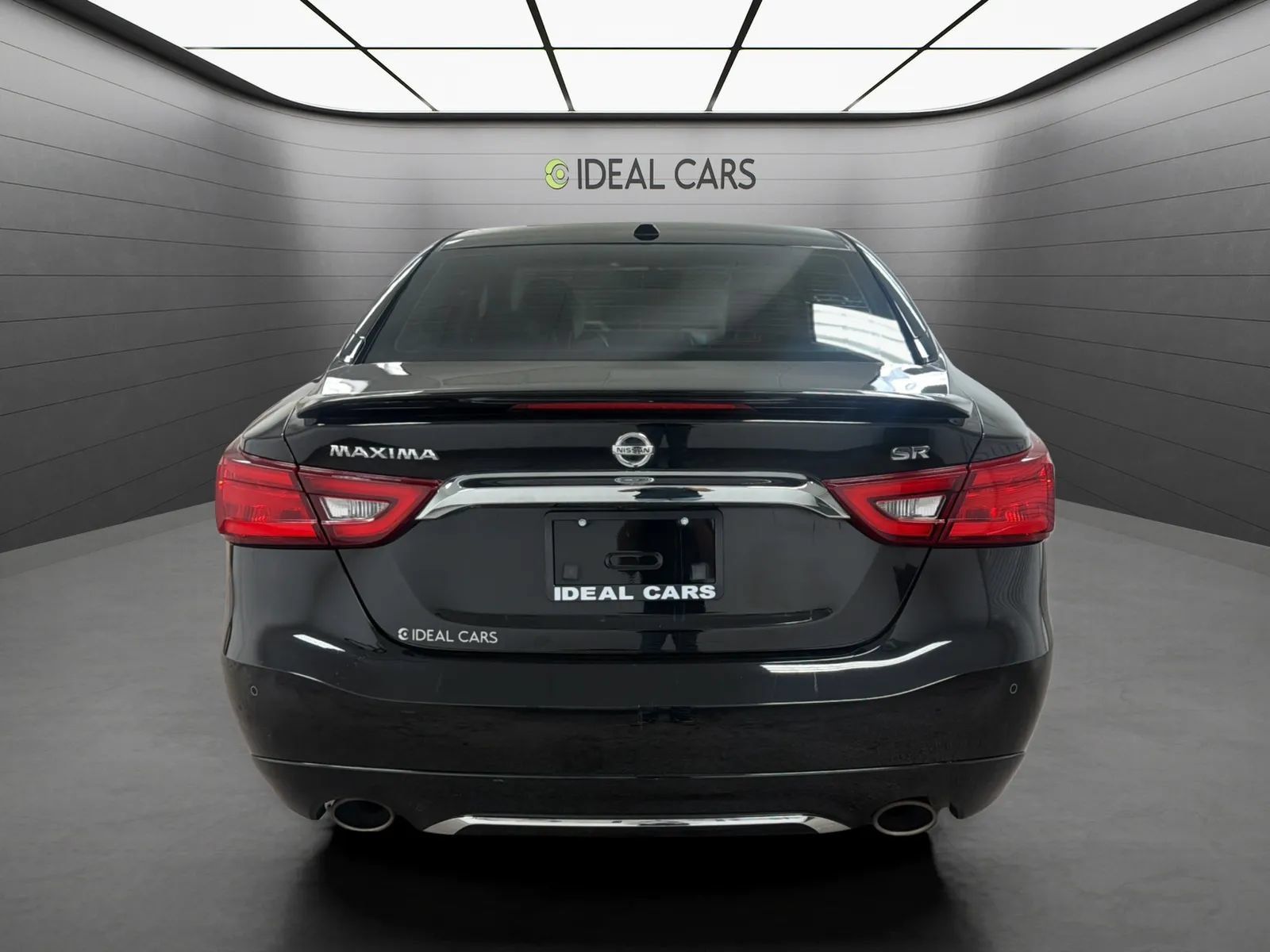 Used 2017 Nissan Maxima SR w/ Midnight Edition FWD image 6