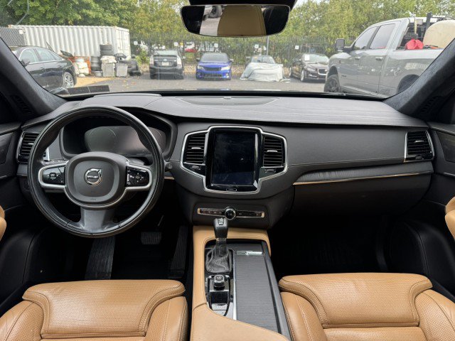 Used 2022 Volvo XC90 T6 Inscription w/ Lounge Package AWD/4WD image 36