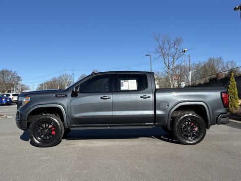 Used 2022 GMC Sierra 1500 AT4 w/ AT4 Preferred Package image 7