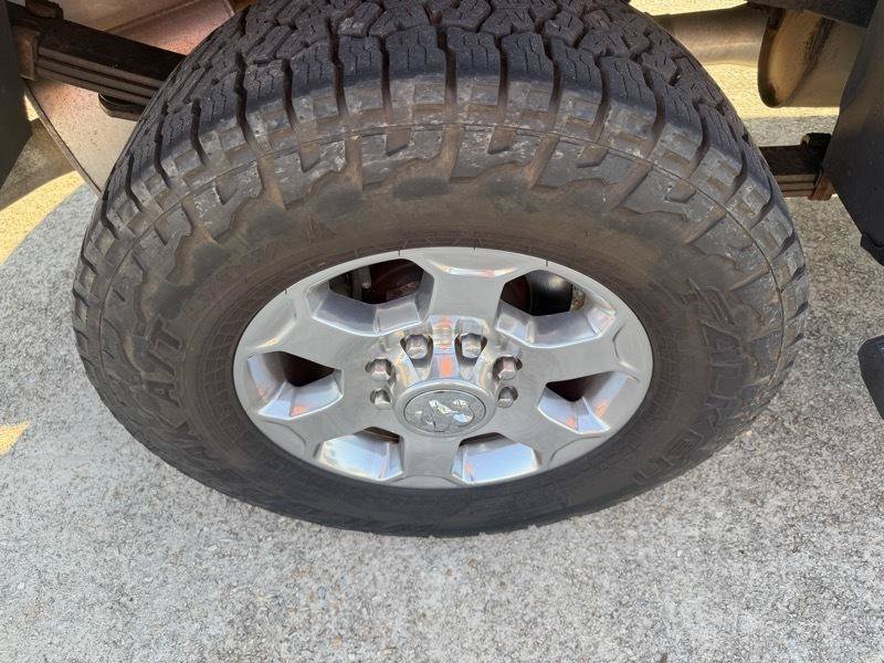 Used 2018 RAM 3500 Big Horn AWD/4WD image 9