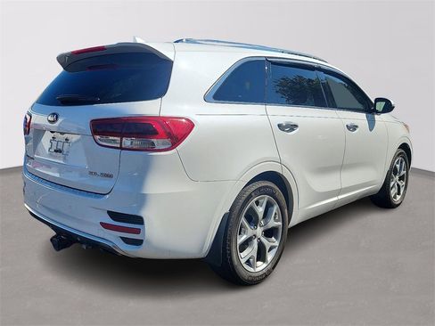 Used 2016 Kia Sorento SX image 6