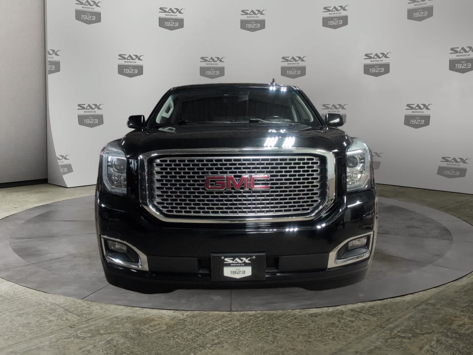 Used 2016 GMC Yukon XL Denali w/ Open Road Package AWD/4WD image 8