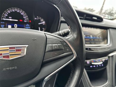 Used 2018 Cadillac XT5 Luxury w/ Driver Awareness Package image 41