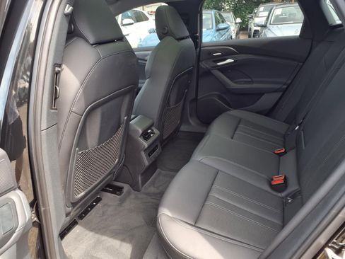 Used 2025 Audi A6 e-tron Premium Plus w/ Premium Plus RWD image 17