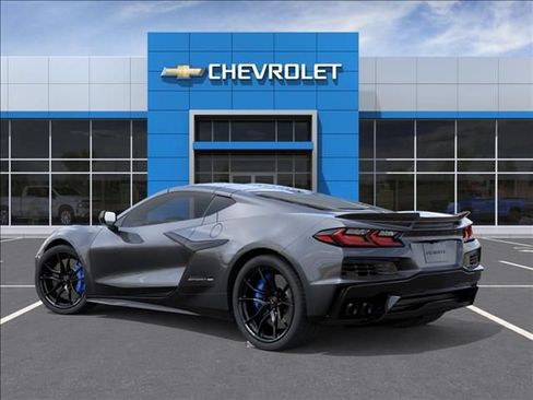 New 2027 Chevrolet Corvette Grand Sport RWD image 3