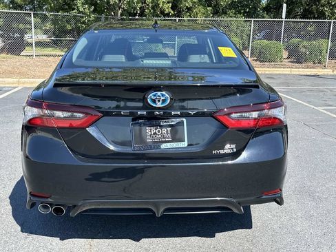 Used 2024 Toyota Camry SE FWD image 7