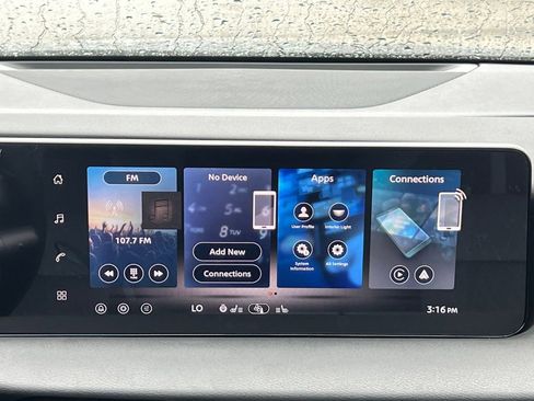 New 2026 Nissan Sentra SV w/ SV Convenience Package FWD image 9
