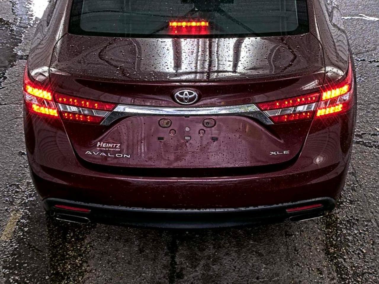 Used 2014 Toyota Avalon XLE Touring FWD image 9