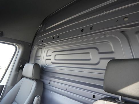 Used 2024 Mercedes-Benz Sprinter 144 Cargo image 11
