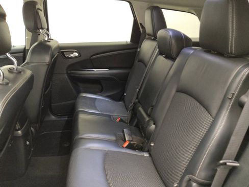 Used 2020 Dodge Journey Crossroad FWD image 18
