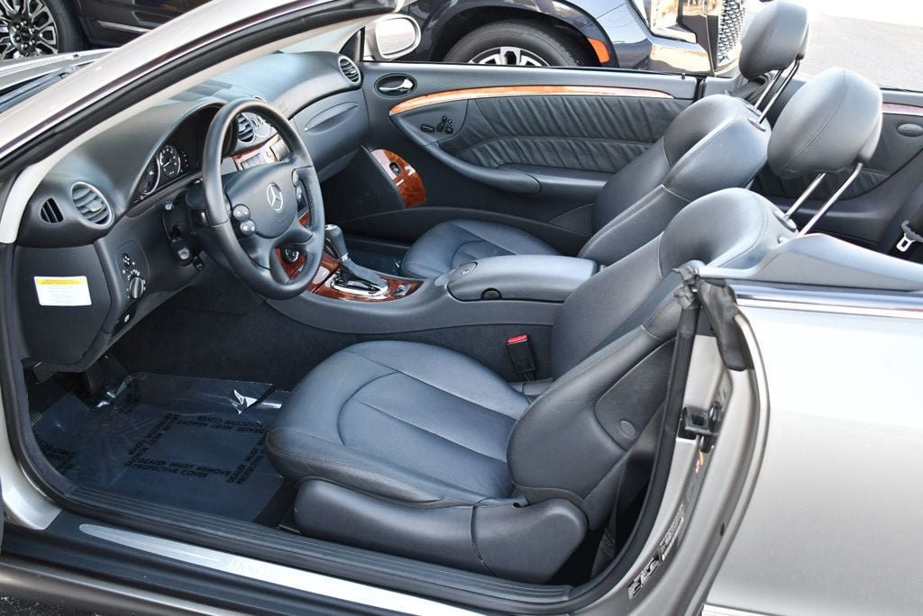 Used 2005 Mercedes-Benz CLK 500 Cabriolet image 53