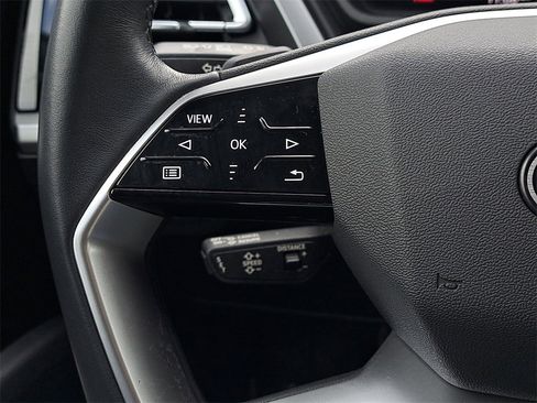 Certified 2024 Audi Q4 e-tron Premium Plus image 9