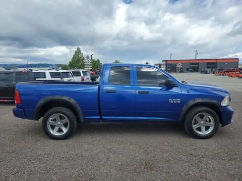 Used 2017 RAM 1500 Express AWD/4WD image 5