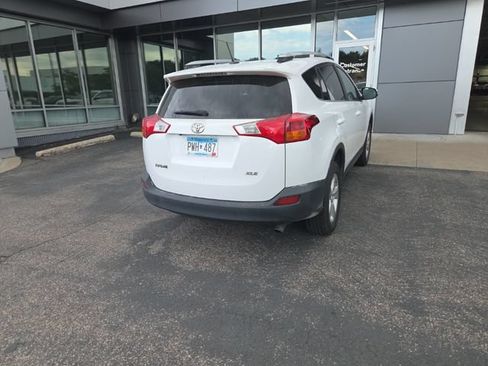 Used 2013 Toyota RAV4 XLE FWD image 21
