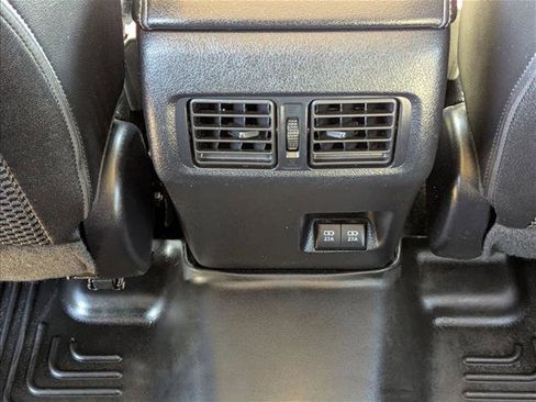 Used 2022 Toyota 4Runner SR5 Premium AWD/4WD image 17