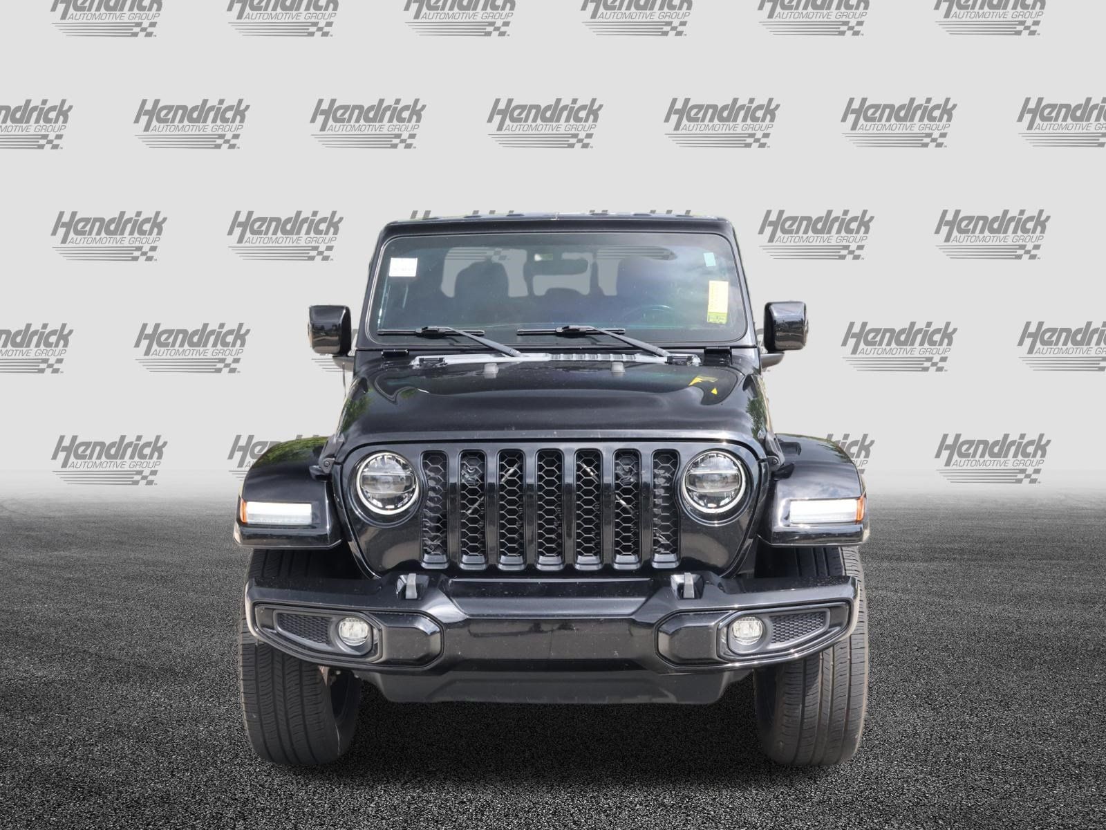 Used 2022 Jeep Gladiator Overland AWD/4WD image 3