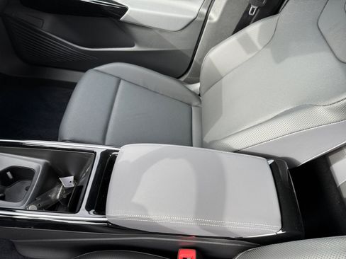 New 2026 Volkswagen ID.4 Pro S image 14