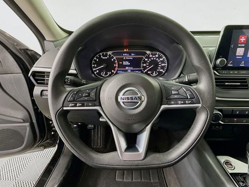 Used 2022 Nissan Altima 2.5 SV image 11