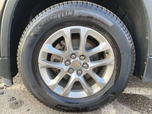 Used 2019 Chevrolet Traverse LT w/ LPO, Floor Liner Package AWD/4WD image 31