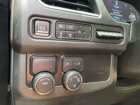 Used 2023 Chevrolet Tahoe High Country RWD image 18