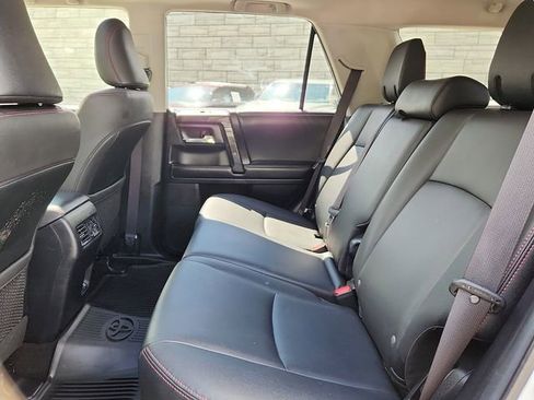 Used 2020 Toyota 4Runner TRD Off-Road Premium w/ Moonroof Package AWD/4WD image 10