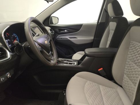 Used 2020 Chevrolet Equinox LS AWD/4WD image 17