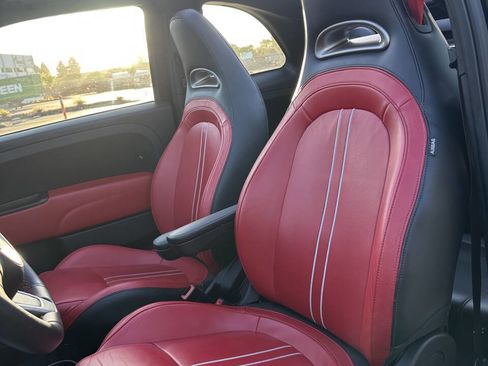 Used 2015 FIAT 500 Abarth w/ Beats Audio Package FWD image 24
