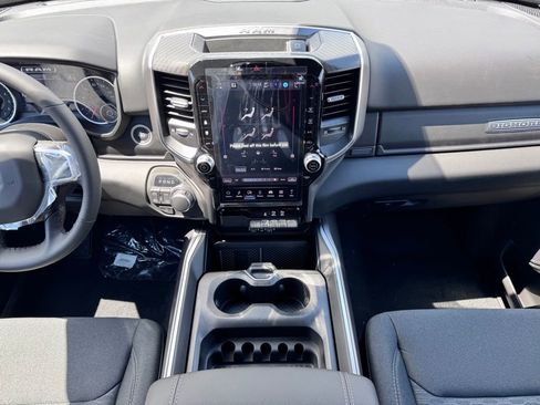 New 2026 RAM 1500 4x4 Crew Cab image 12