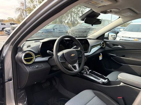 New 2026 Chevrolet Trax LT w/ Driver Confidence Package image 24