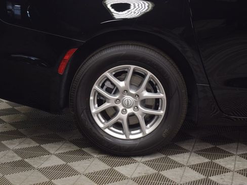 New 2026 Chrysler Voyager LX image 8