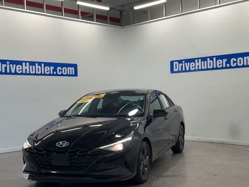 Used 2023 Hyundai Elantra SEL FWD image 6