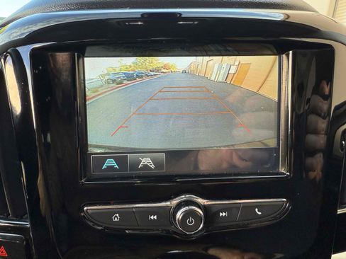 Used 2019 Chevrolet Traverse LT image 47