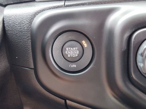 Used 2021 Jeep Wrangler Unlimited Sport image 28